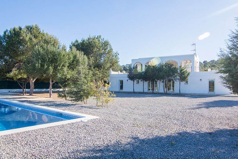 Two Bedroom Villa à Cala Bassa Sant José à vendre