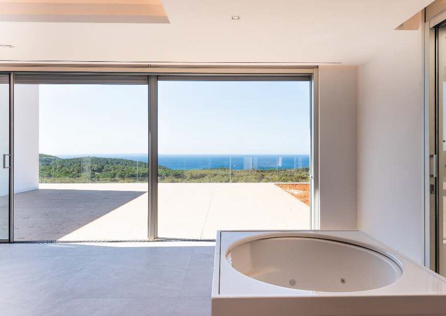 Villa de luxe avec vue panoramique sur la mer