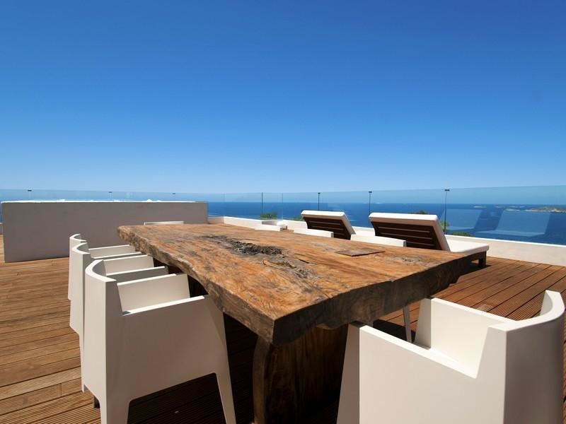 Villa de luxe avec vue magnifique sur la mer sur Cala Moli avec permis de location