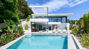 Villa de luxe avec vue imprenable sur la mer à Talamanca Ibiza