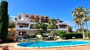 Magnifique villa avec vue mer à Portinatx à vendre