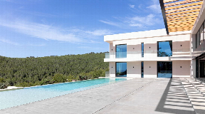Villa de luxe de quatre chambres à Cas Mut avec une vue imprenable sur l'océan